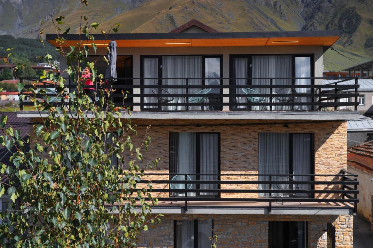 Hotel Inside Kazbegi Екстер'єр фото