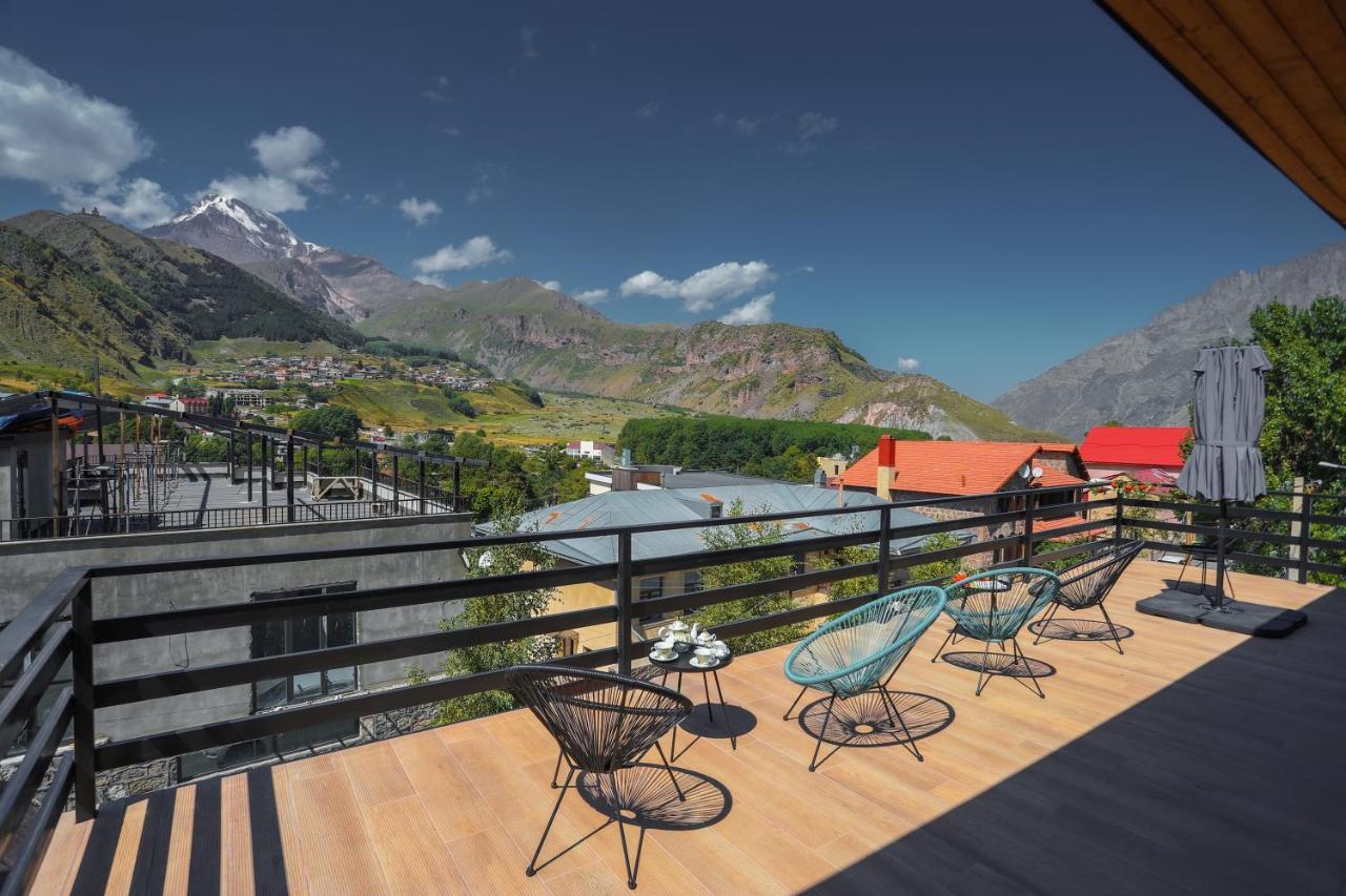 Hotel Inside Kazbegi Екстер'єр фото