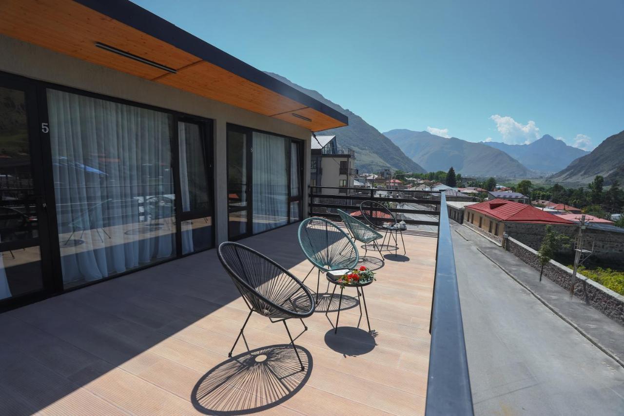 Hotel Inside Kazbegi Екстер'єр фото