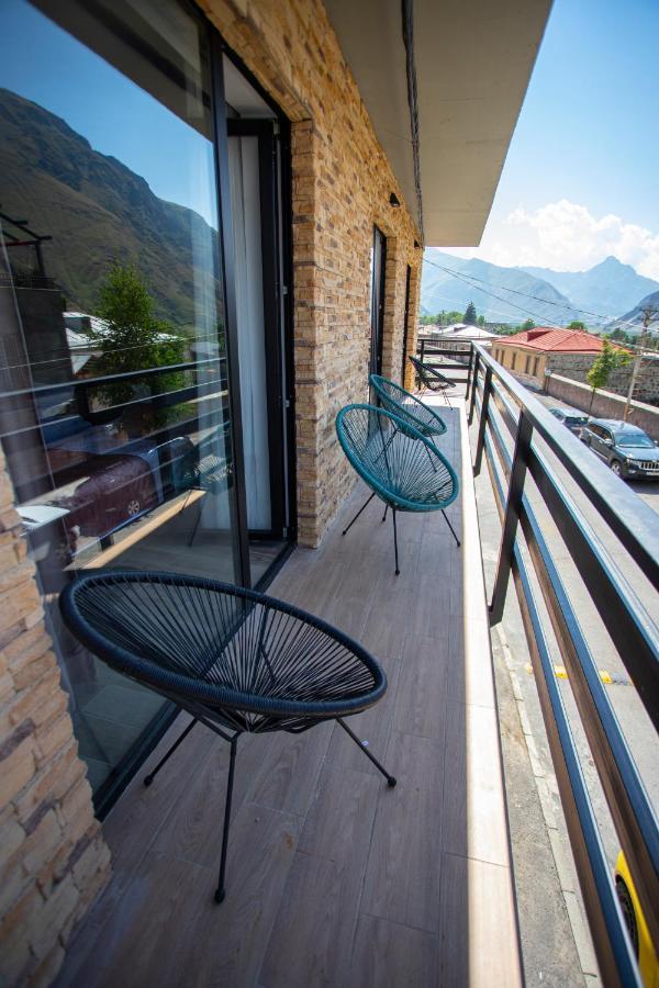 Hotel Inside Kazbegi Екстер'єр фото