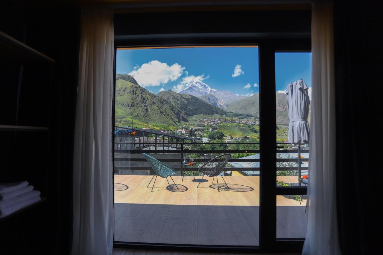 Hotel Inside Kazbegi Екстер'єр фото