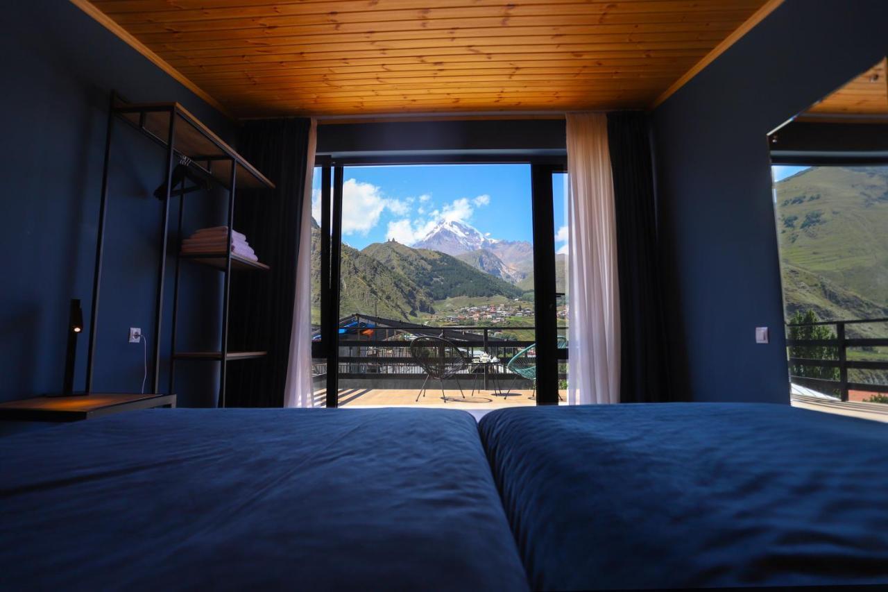 Hotel Inside Kazbegi Екстер'єр фото